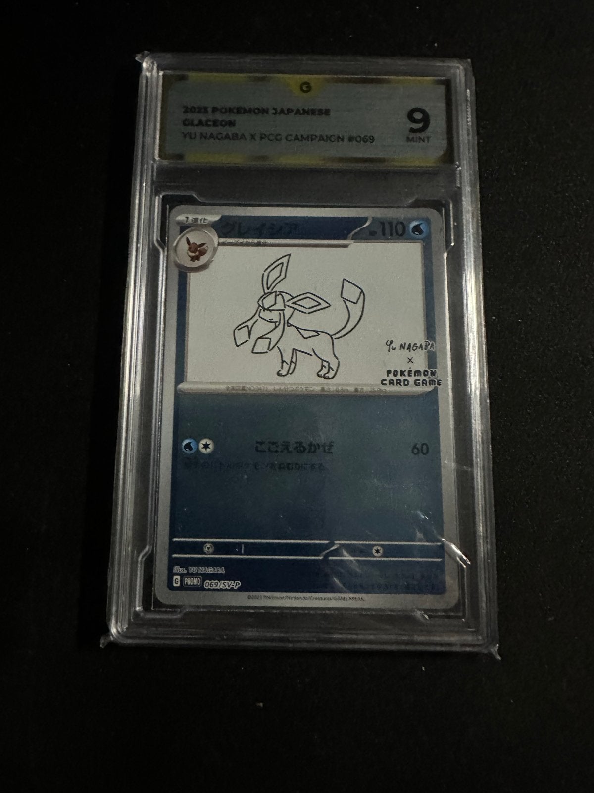 2023 Pokémon Japanese Glaceon YU NAGABA x P.C.C. #069 PSA 9, Ophalen, Zo goed als nieuw, Losse kaart