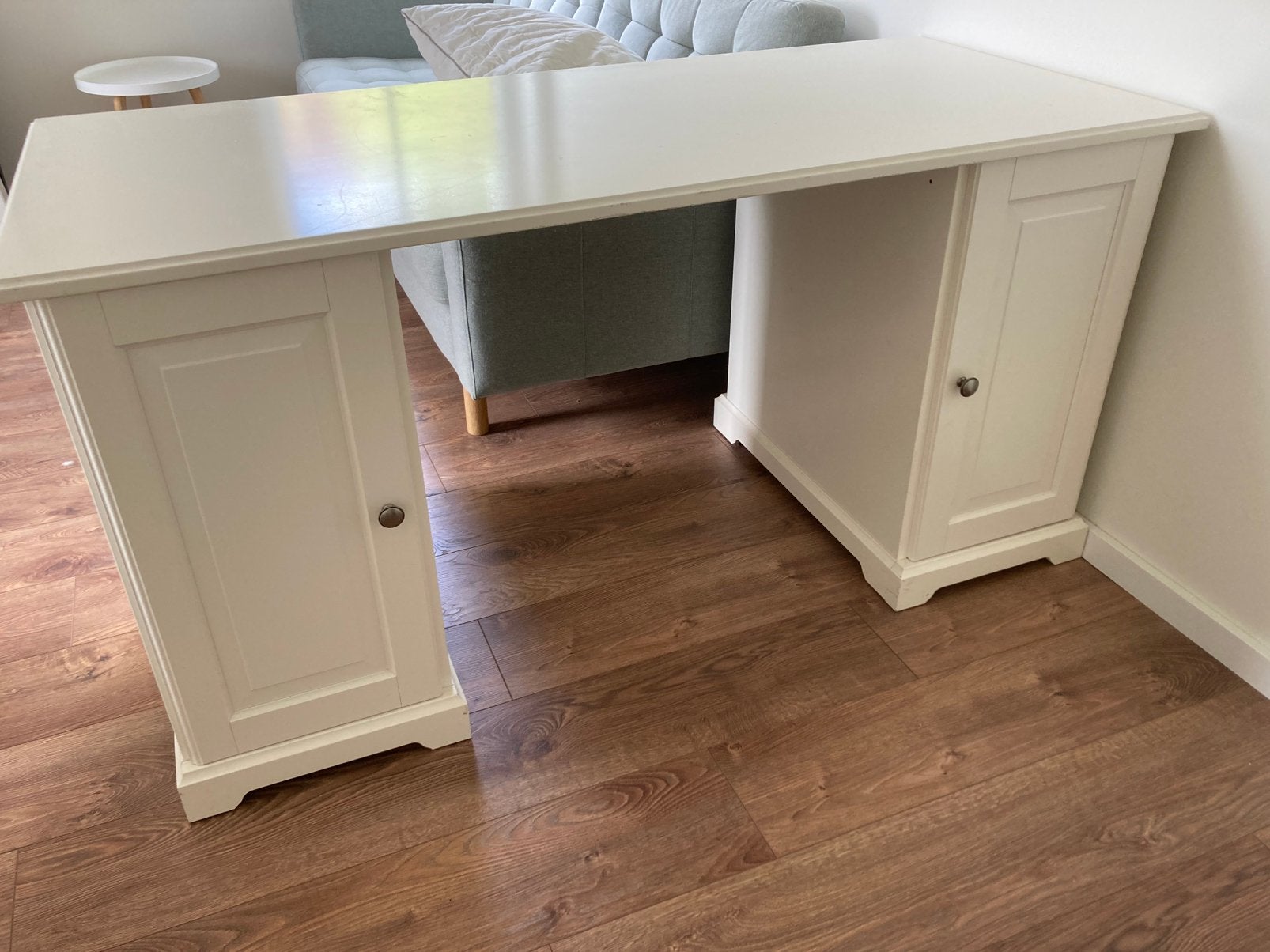 Wit bureau met onderkasten, Opbergruimte, Gebruikt, Hout, IKEA