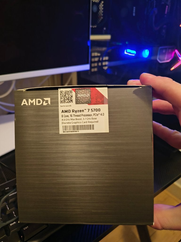Ryzen 7 5700 cooler box, Computers en Software, Zo goed als nieuw, AMD Ryzen 7, 8-core, Ophalen
