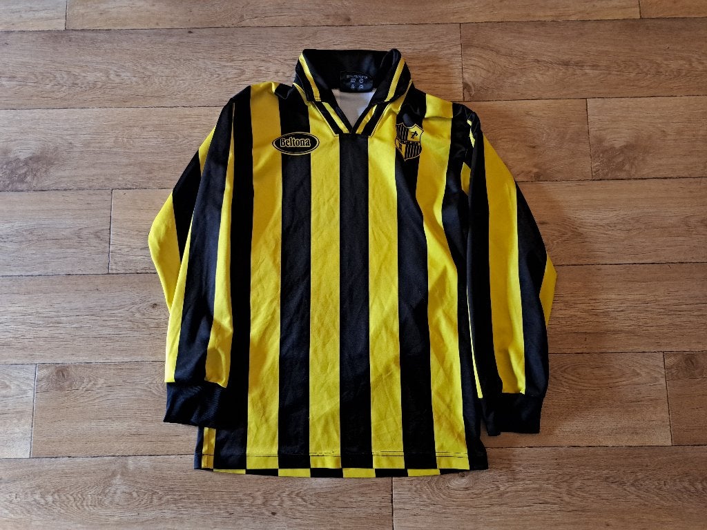 V.V. Wilhelmus voetbalshirt, Ophalen of Verzenden, Zo goed als nieuw, Overige binnenlandse clubs, Shirt
