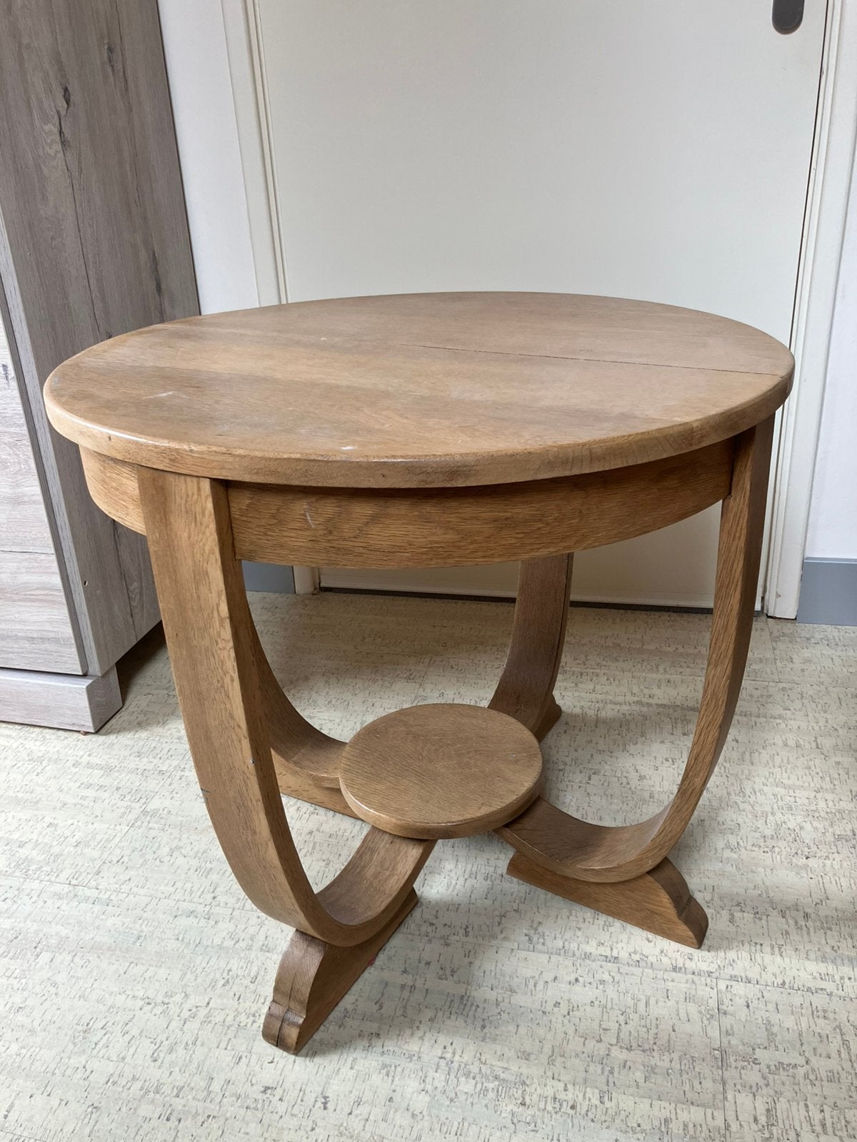 Vintage eikenhouten ronde tafel. H 62 x Doorsnee 70 cm., Ophalen, Gebruikt, Rond, 55 tot 75 cm