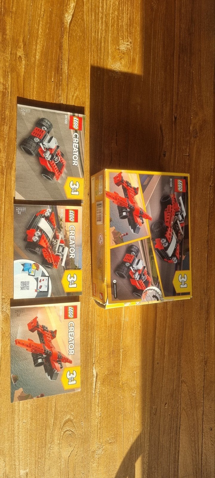 Lego Creator 31100 3-in-1 compleet met doos en bouwboekjes, Compleet, Lego, Ophalen of Verzenden, Zo goed als nieuw