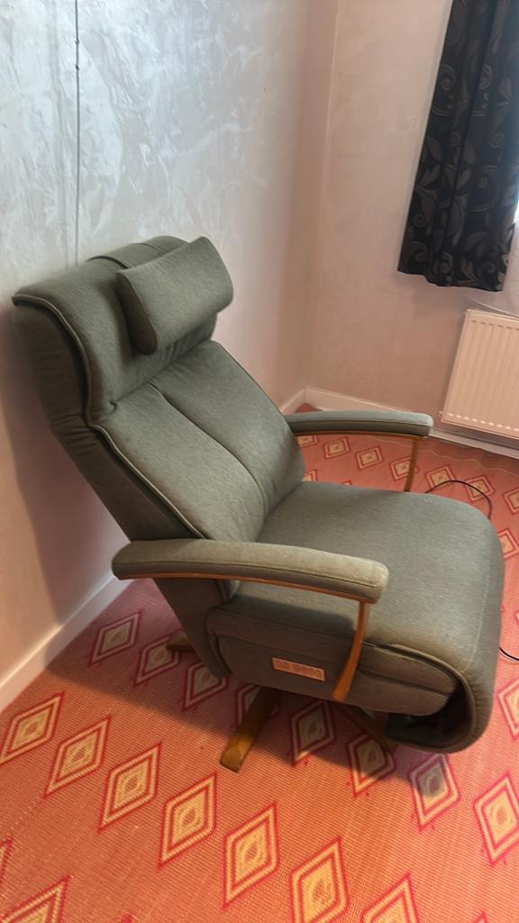 Prominent relaxfauteuil sta op functie groen stof, Ophalen, Zo goed als nieuw, 50 tot 75 cm