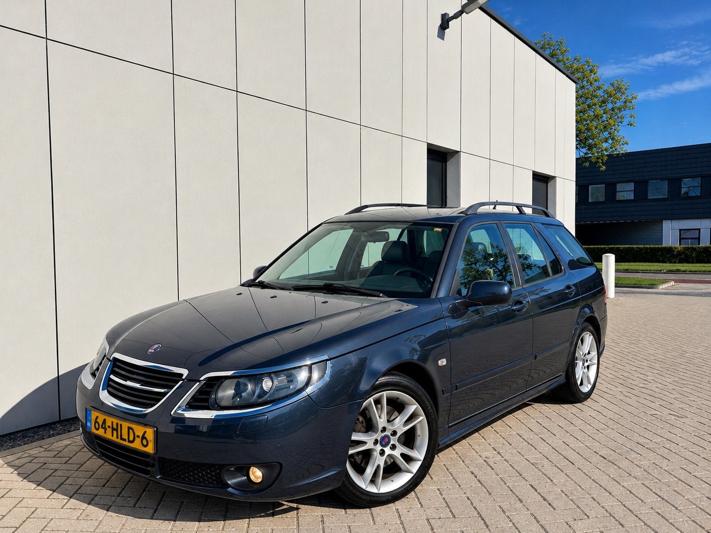 Saab 9-5 2.0 T Sport Estate AUT 2009 LPG G3/NIEUWE APK/, Auto's, Dealer onderhouden, Stof, 1800 kg, Zwart