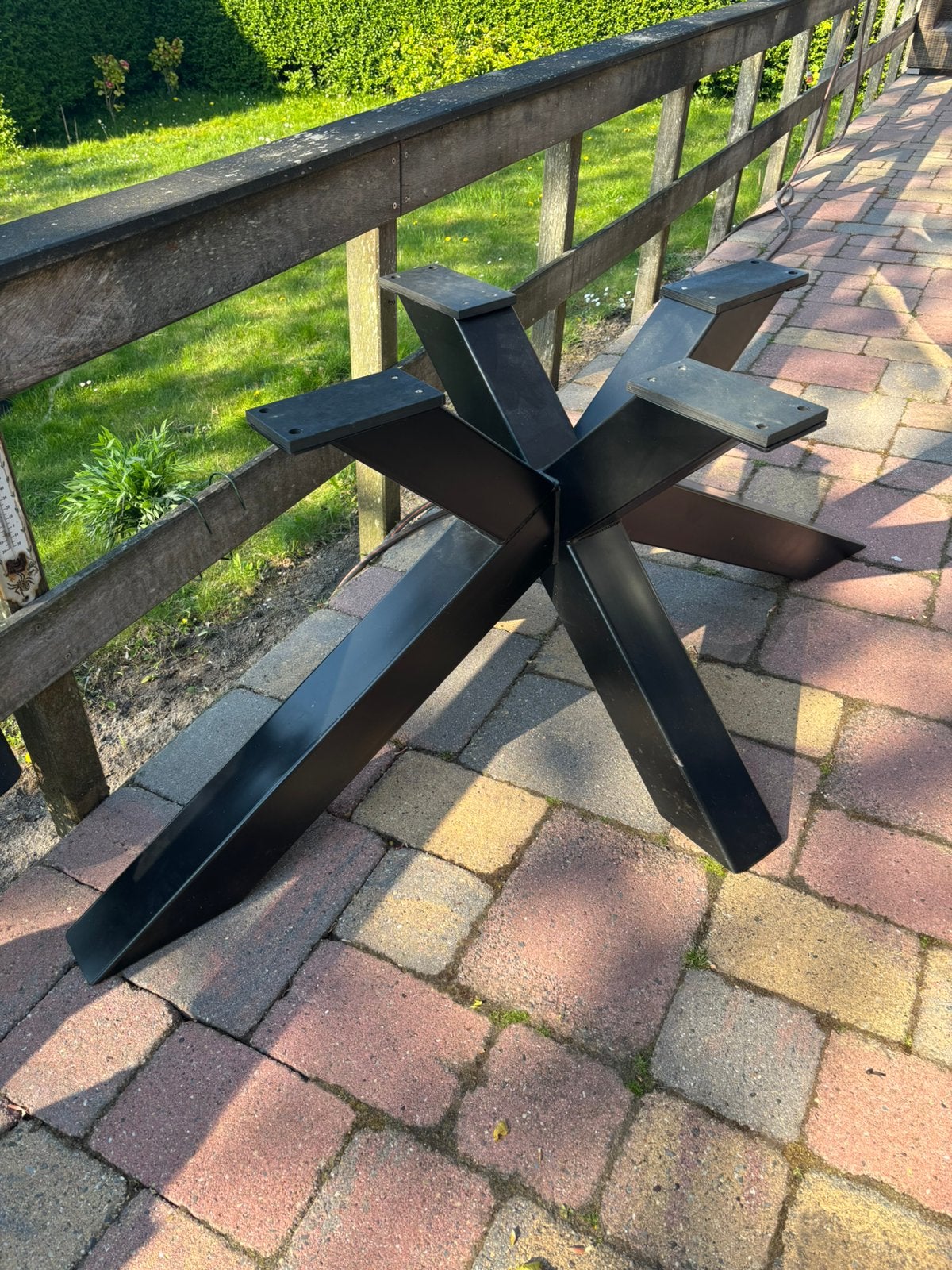 Stalen Spinpoot tafelpoot matrix poot voor grote tafel, Ophalen, Rond, 50 tot 100 cm, Zo goed als nieuw