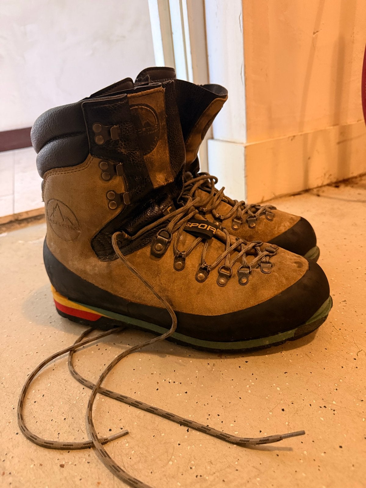 La Sportiva D-schoenen hooggebergte stijgijzer vast, Ophalen of Verzenden, Gebruikt, Schoenen