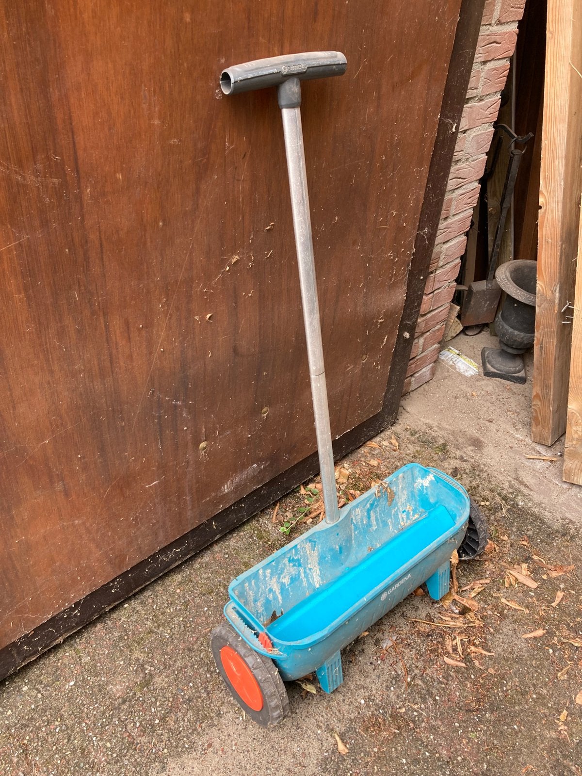 Gardena kunstmest strooier verdeler, Ophalen, Zo goed als nieuw
