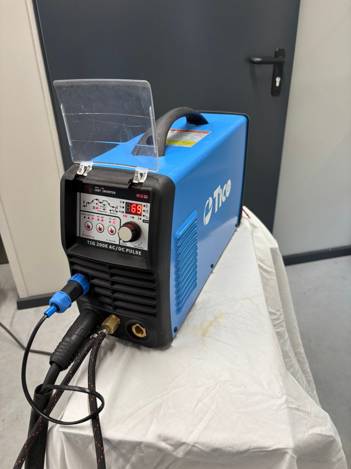 NIEUWSTAAT TICO AC/DC PULS TIG 200A 220 VOLT €750,00, Doe-het-zelf en Verbouw, Gereedschap | Lasapparaten, Ophalen of Verzenden