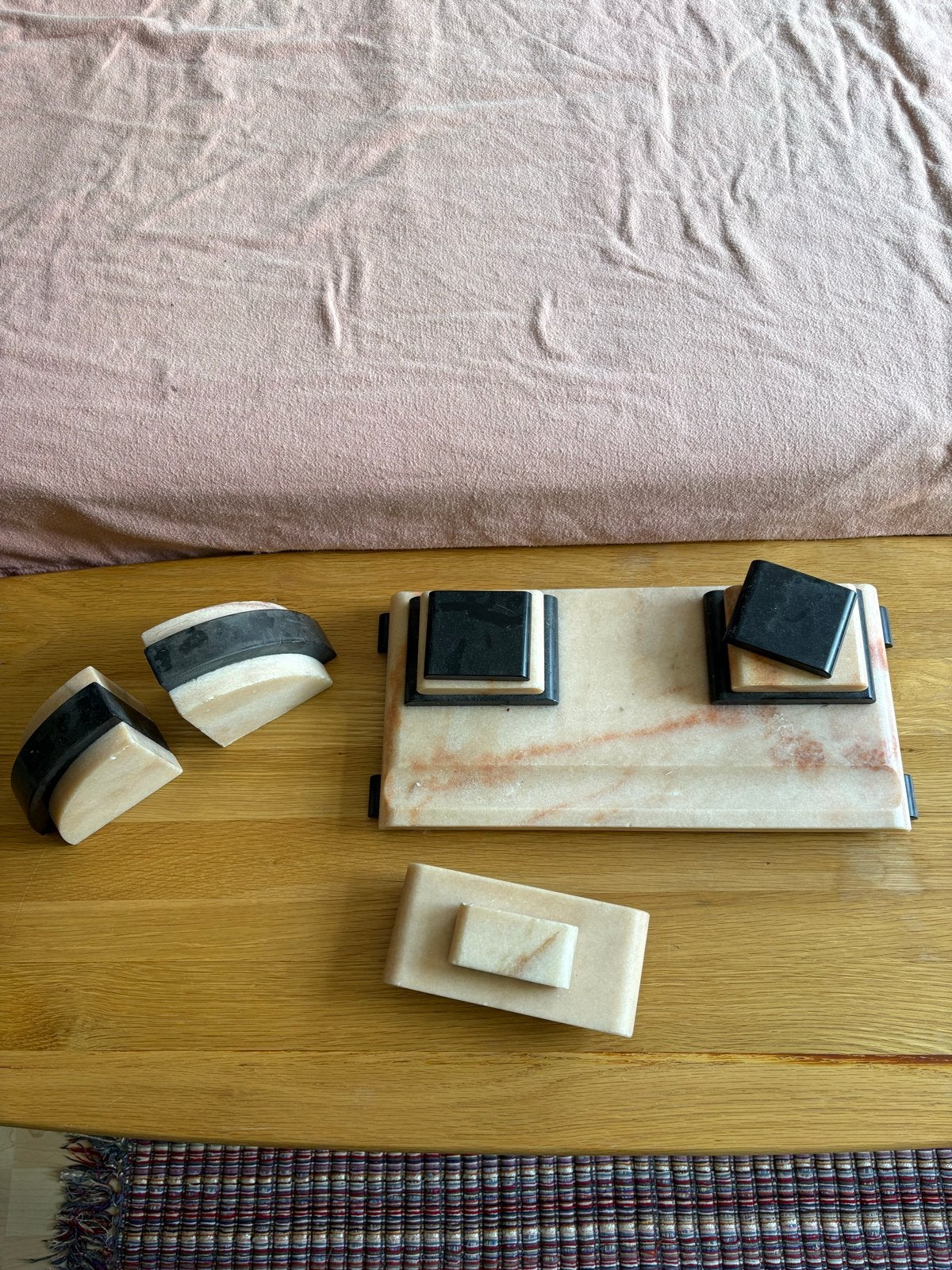 Marmeren bureau-organizer set, Ophalen