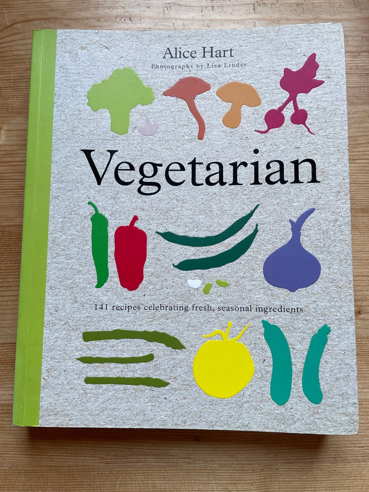 Vegetarisch kookboek van Alice Hart, Boeken, Ophalen of Verzenden, Zo goed als nieuw, Vegetarisch
