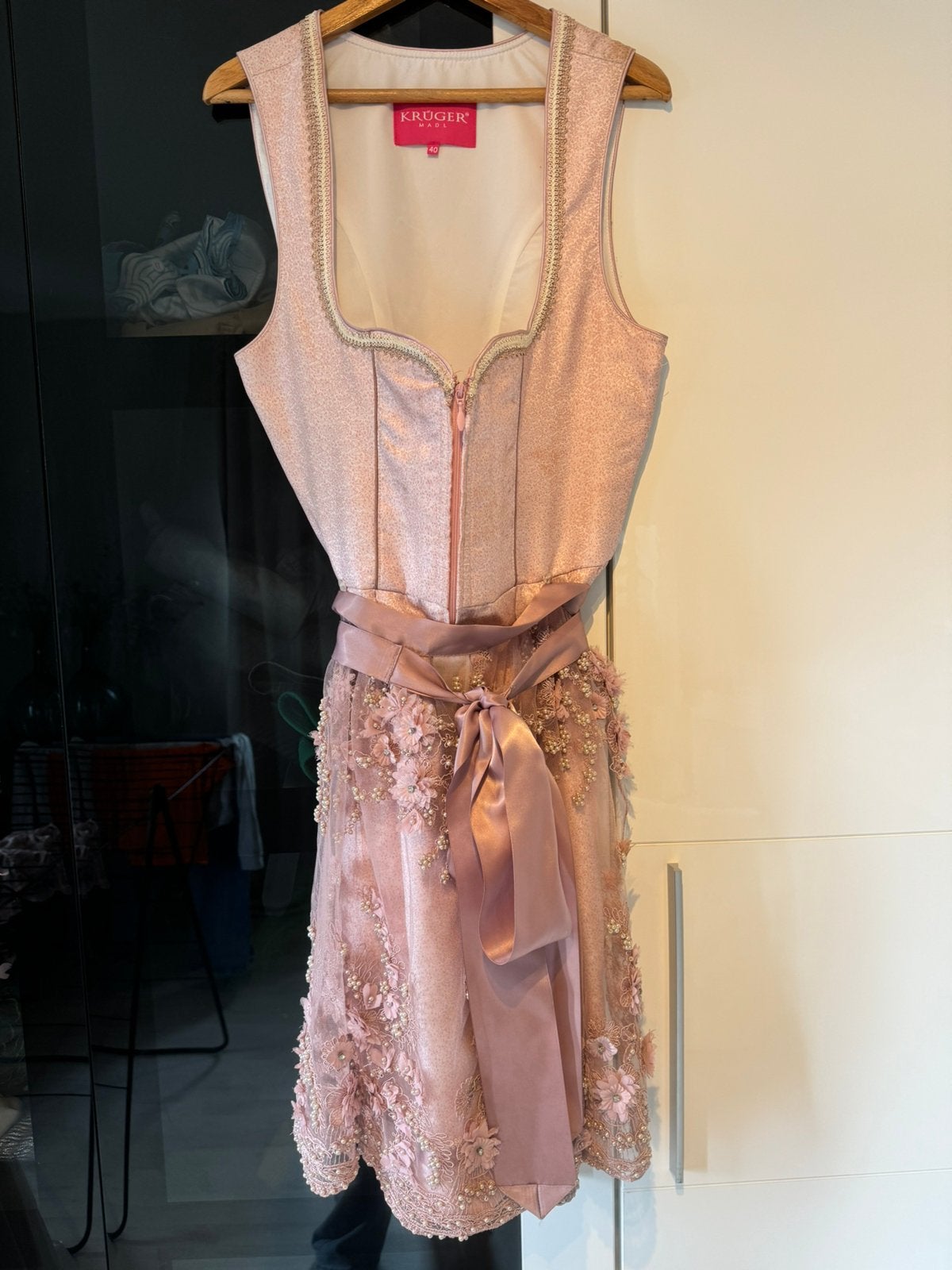 Dirndl kruger madl roze 40 oktoberfest, Maat 38/40 (M), Overige typen, Ophalen of Verzenden, Zo goed als nieuw