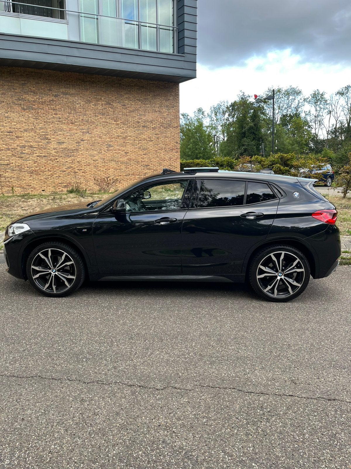 BMW X2 Xdrive20i 192pk Aut 2018 Zwart | M sport| Pano|4x4, Auto's, Automaat, X2, 2000 kg, Alcantara