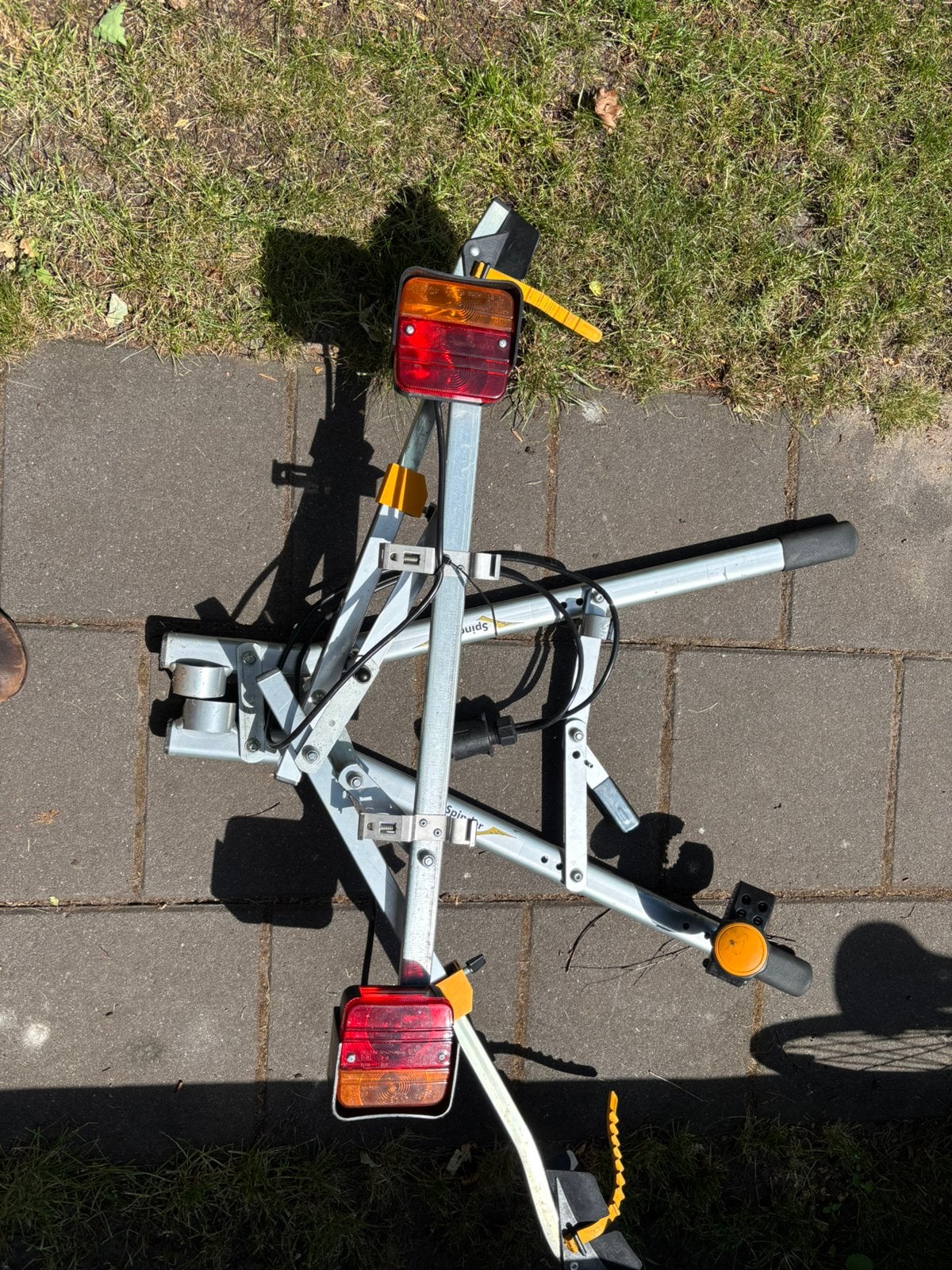 Fietsendrager, Ophalen, 1 fiets, Zo goed als nieuw, Trekhaakdrager
