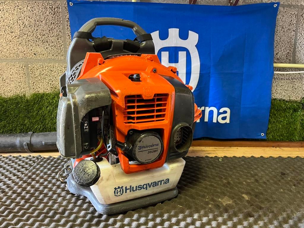 Husqvarna 350BT Bladblazer 2017 Benzine, Ophalen of Verzenden, Zo goed als nieuw, Benzine