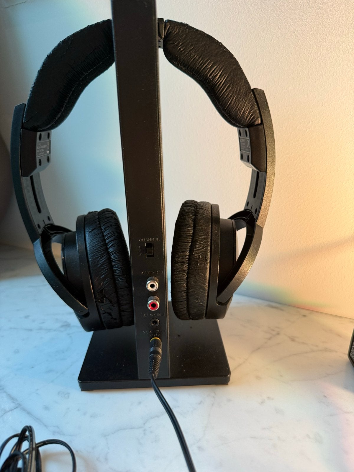 Sony MDR-RF811RK Draadloze Hoofdtelefoon met Oplaadstation, Gebruikt, Ophalen of Verzenden, Zwart, Draadloos