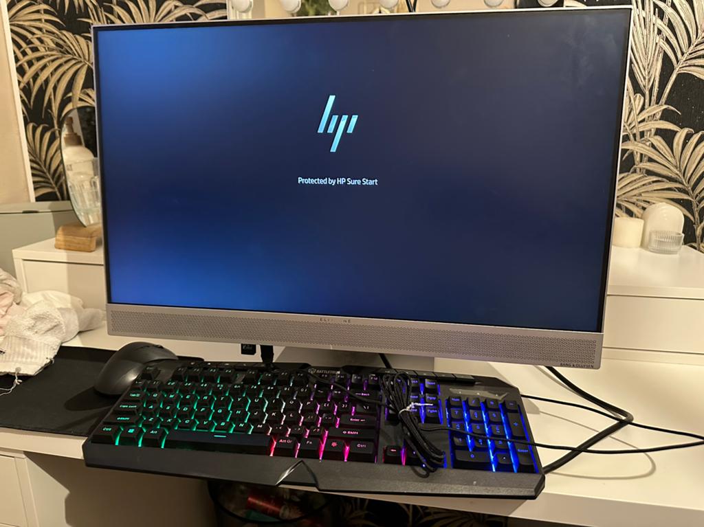 Desktop HP hp eliteone 800 g3 23.8 in touch aio, Computers en Software, Desktop Pc's, Ophalen, Gebruikt, 8 GB, 3 tot 4 Ghz
