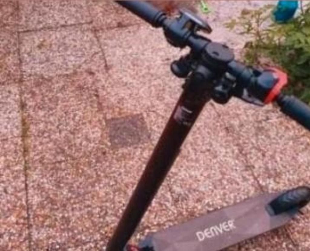 Denver SCO-65110 elektrische step - oplader kwijt, Fietsen en Brommers, Steps, Ophalen of Verzenden