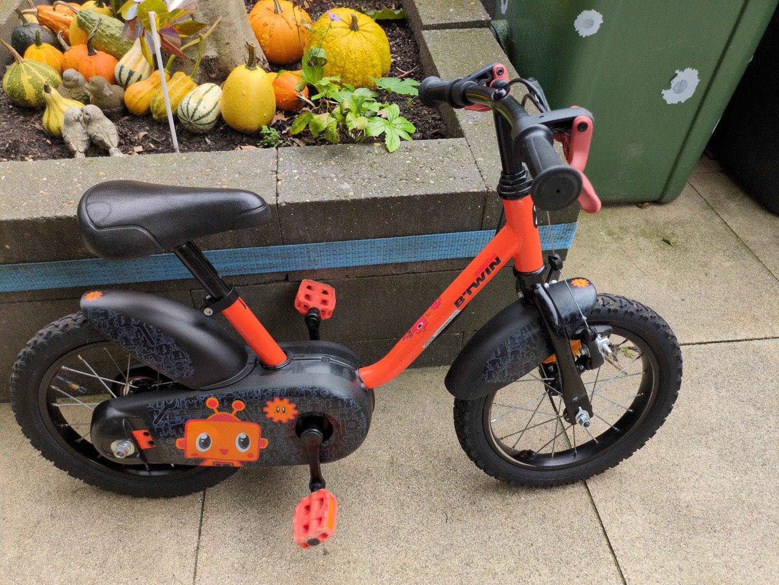 B'Twin Kinderfiets 14 inch met zijwieltjes - Decathlon, Ophalen, Zijwieltjes, Velgrem, Minder dan 16 inch