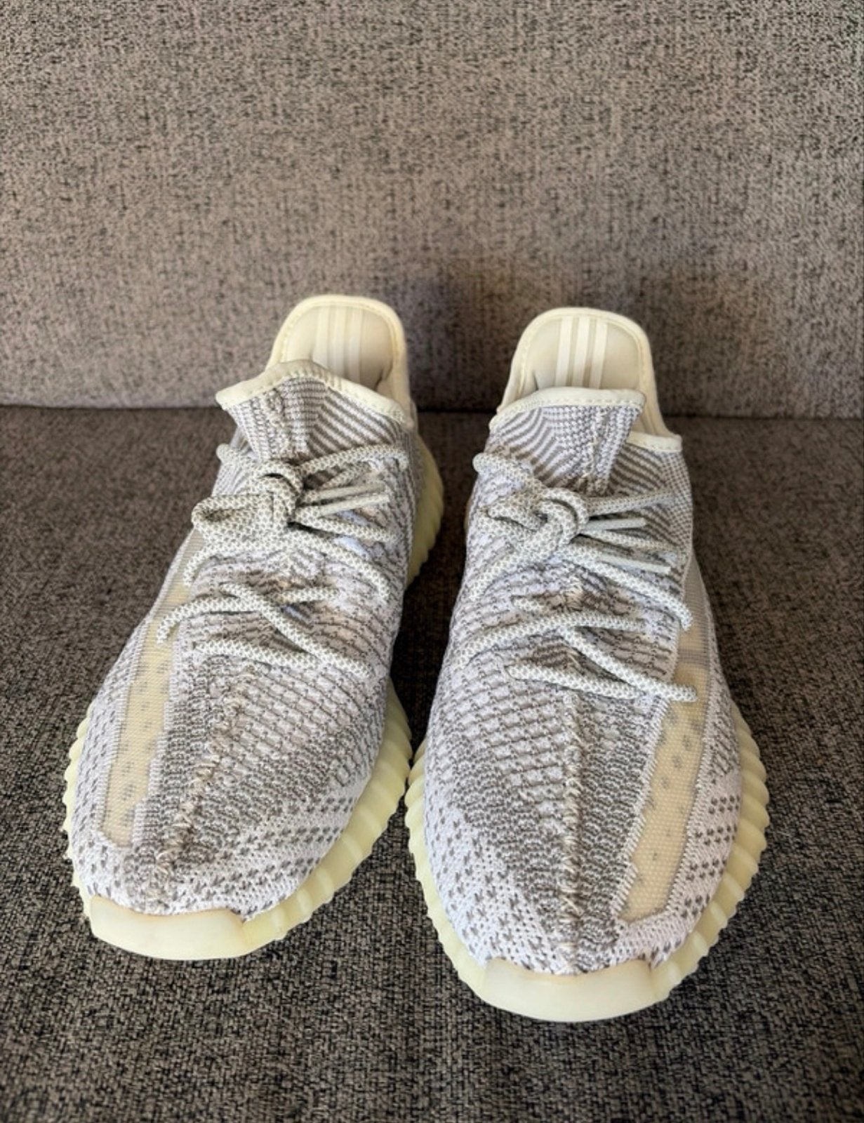 Yeezy 350 Static Zo Goed Als Nieuw Maat 44 2/3, Kleding | Heren, Ophalen of Verzenden, Zo goed als nieuw, Overige kleuren, Sneakers of Gympen