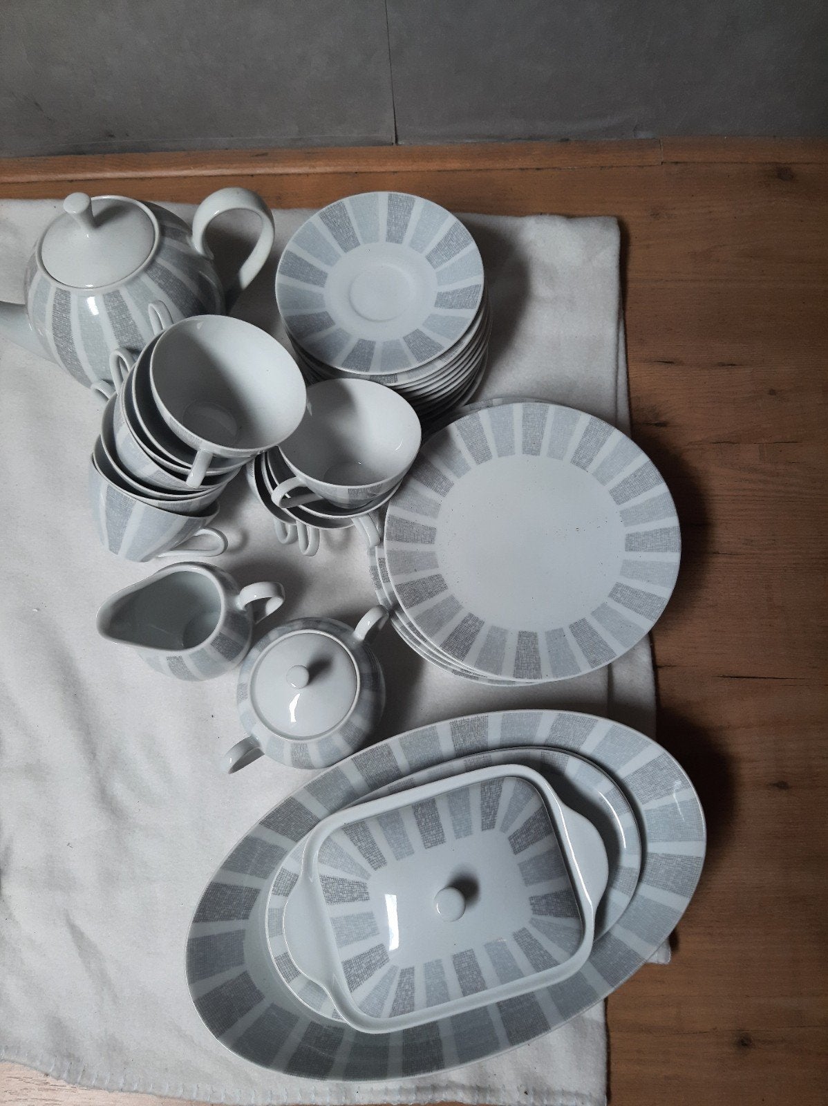 Vintage Winterling Marktleuthen Bavaria servies - compleet, Huis en Inrichting, Keuken | Servies, Ophalen
