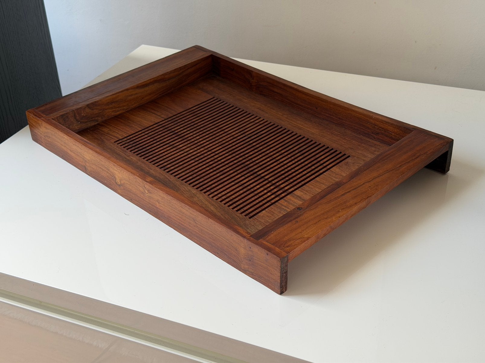 Vintage Massief Teak/ Teakhout Dienblad, Ophalen of Verzenden, Zo goed als nieuw, Dienblad, Met opstaande rand
