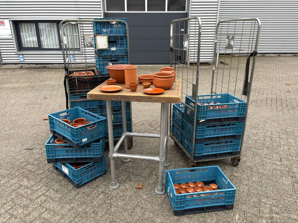 Terracotta servies - Borden, kommen en meer, Ophalen, Gebruikt, Landelijk/Boerenbont, Aardewerk