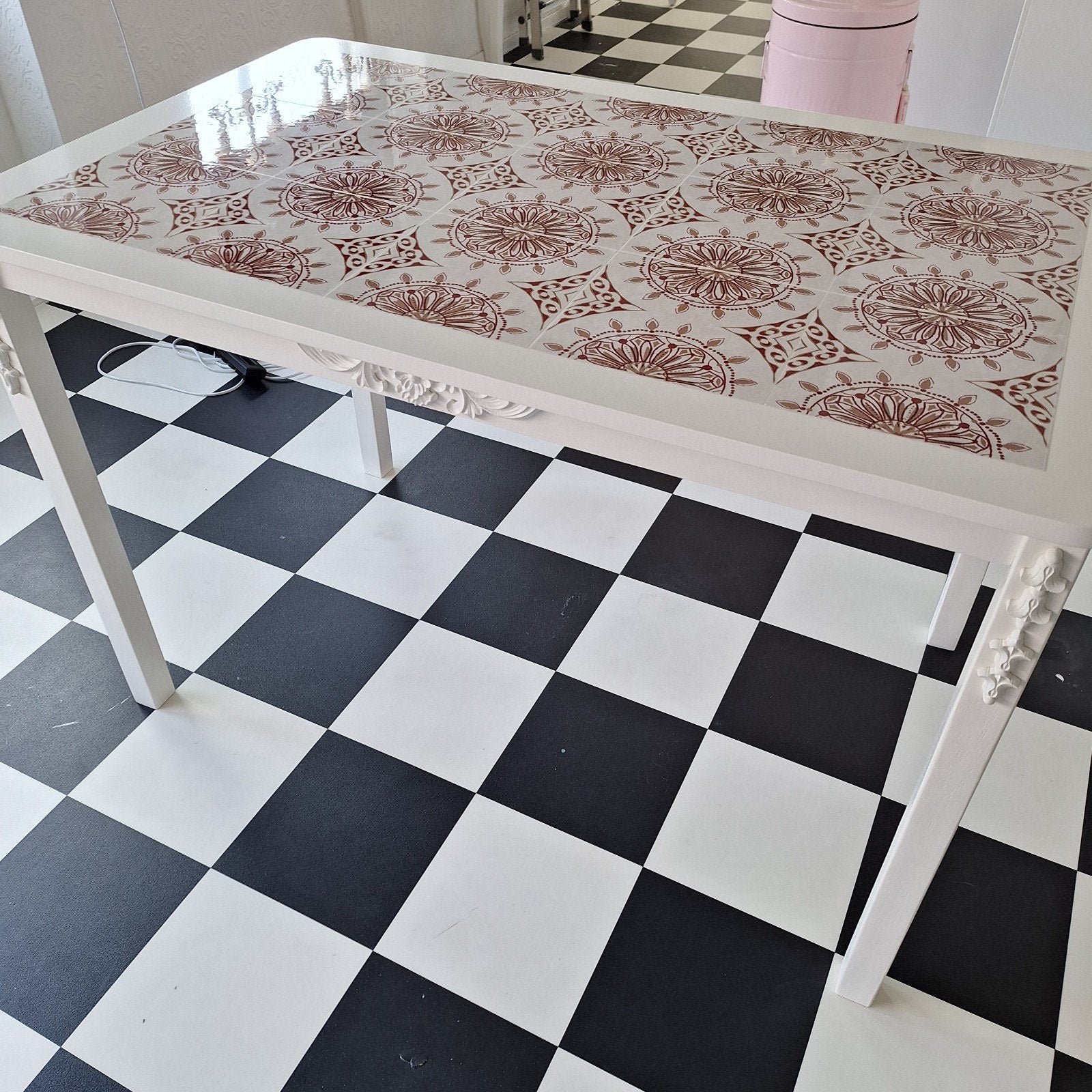 Kleine eettafel met uniek patroon, Huis en Inrichting, Tafels | Eettafels, Ophalen, 100 tot 150 cm, Glas, 50 tot 100 cm