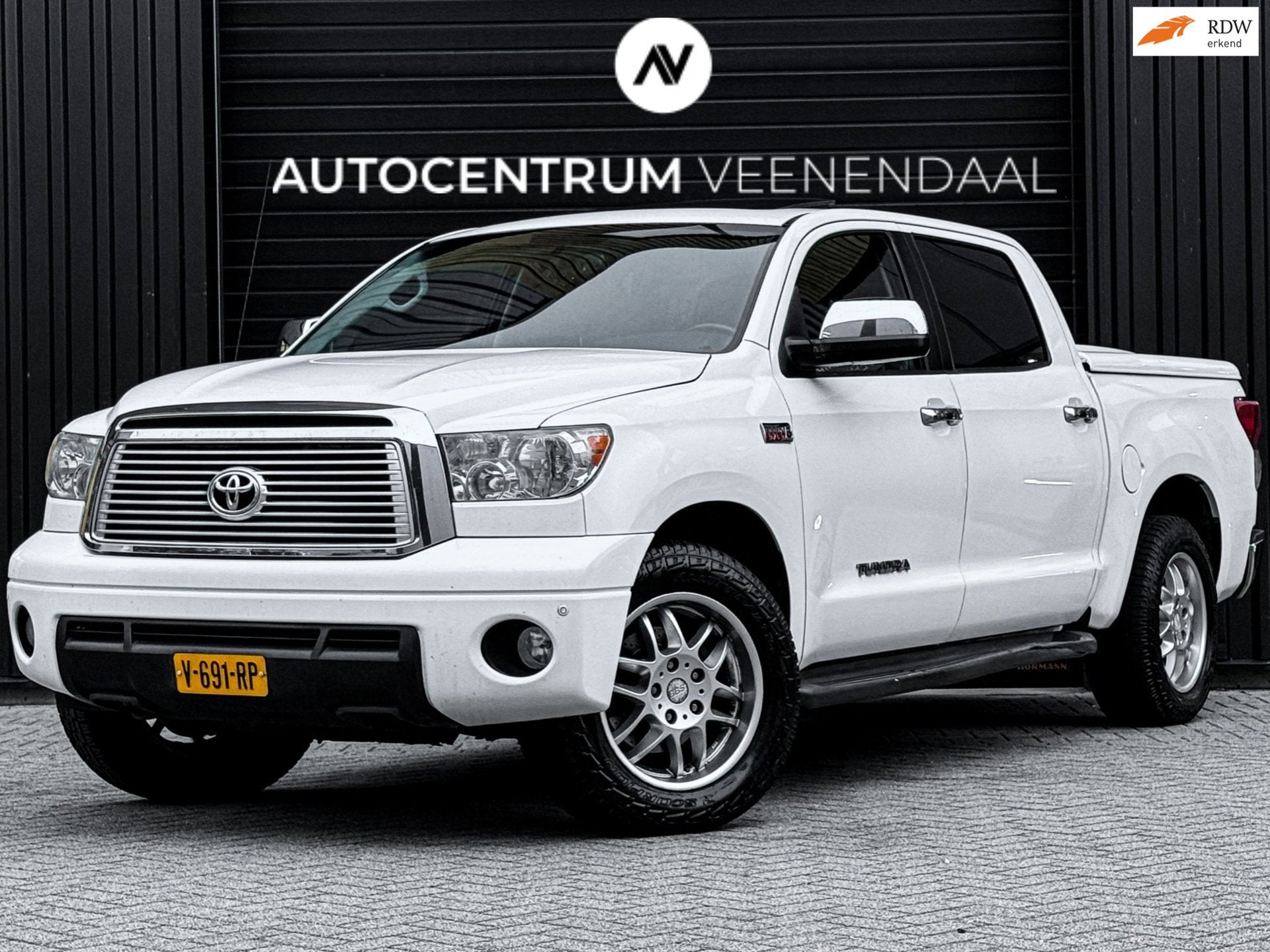 Toyota Tundra 5.7 V8 Double Cab LPG 386 PK PANO/LEDER/BTW/CA, Auto's, Automaat, Euro 5, Gebruikt, 8 cilinders