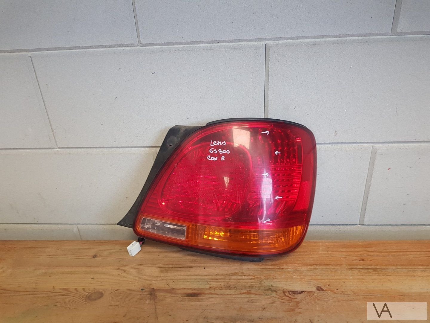 Lexus GS gs300 gs400 achterlicht rechts 1997 - 2004 scheur, Gebruikt, -, -, -