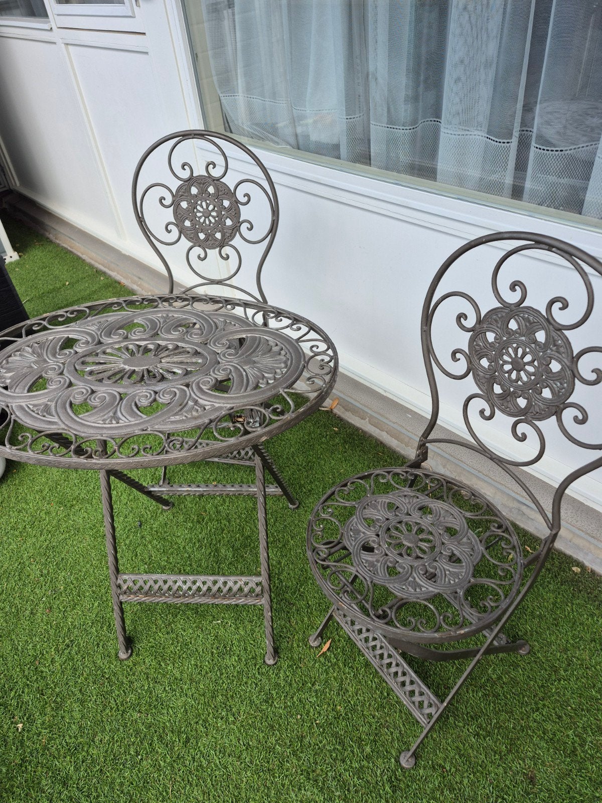 Gietijzeren bistro-set, Tuin en Terras, Tuinsets en Loungesets, Ophalen, Gebruikt, Overige materialen, 2 zitplaatsen