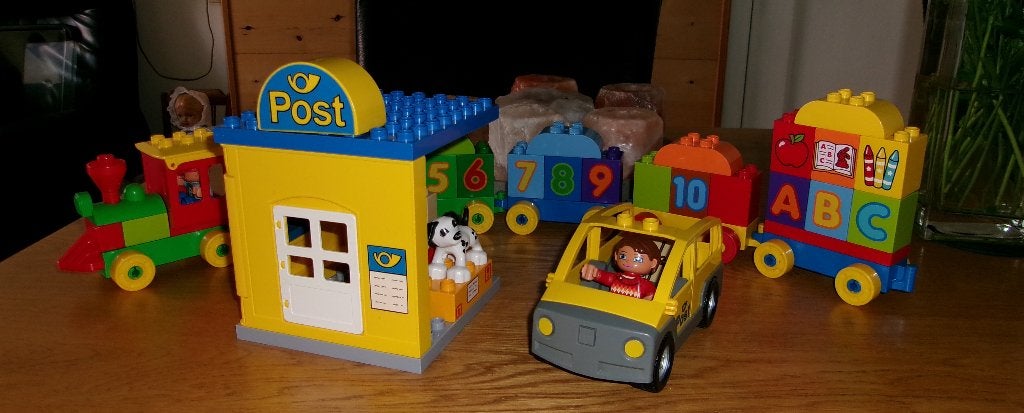 Duplo Lego. Postkantoor + Duplo Lego trein, Gebruikt, Ophalen of Verzenden, Compleet, Duplo