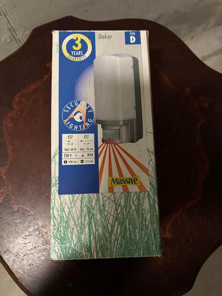 Massive Dakar Buitenlamp met Bewegingssensor - Nieuw, Ophalen of Verzenden, Nieuw