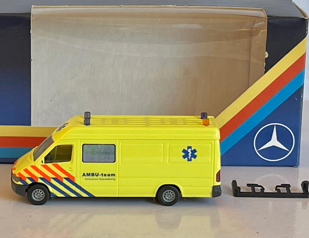 BUSCH: Mercedes Sprinter AMBU-team Ambulance Hulpverlening, Ophalen of Verzenden, Zo goed als nieuw, Auto, Overige merken