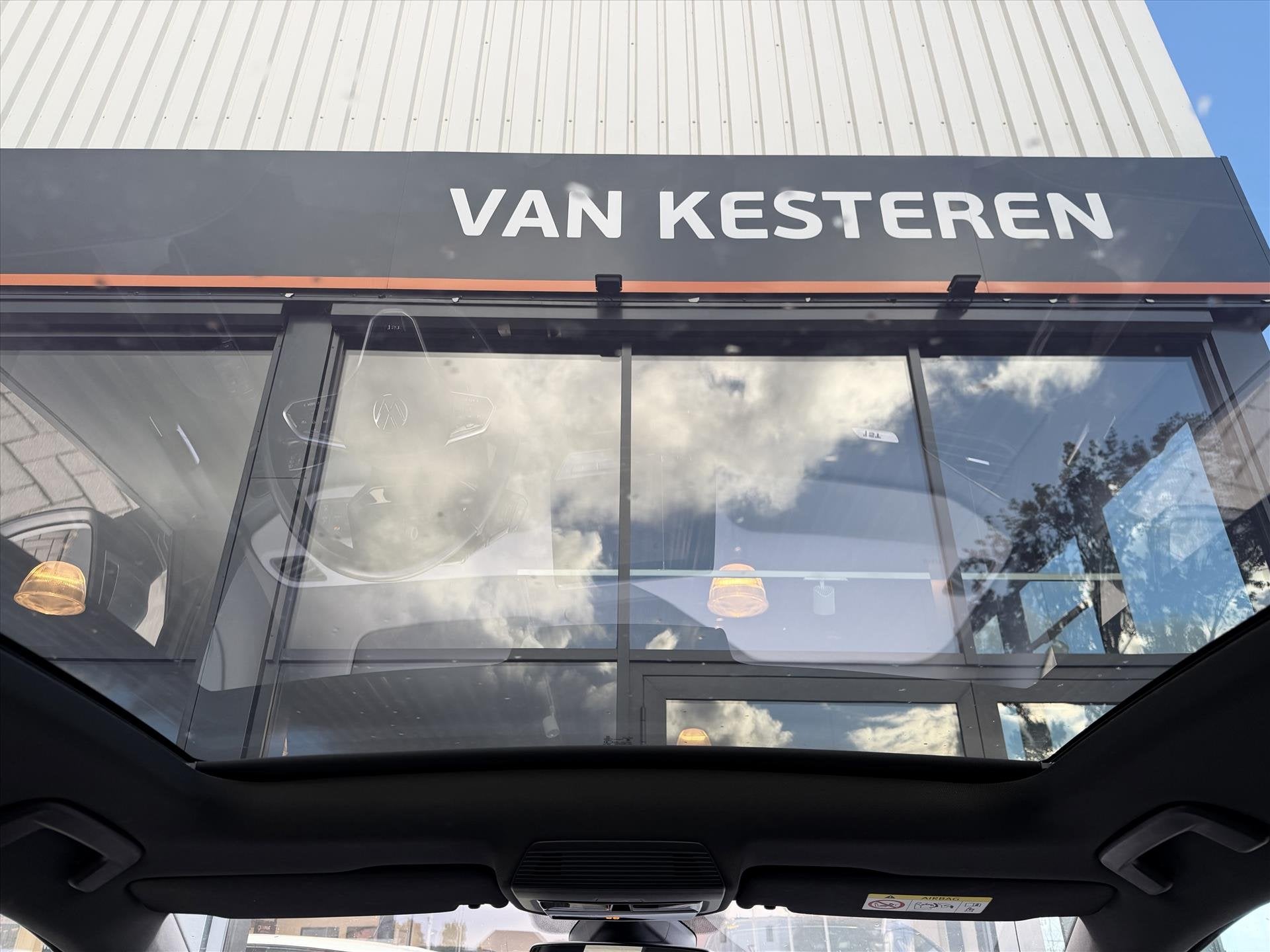 VOLKSWAGEN Id.3 58kWh 204pk 1ST Max | Trekh. | Pano | SOH: 9, Automaat, 1694 kg, Gebruikt, Zwart
