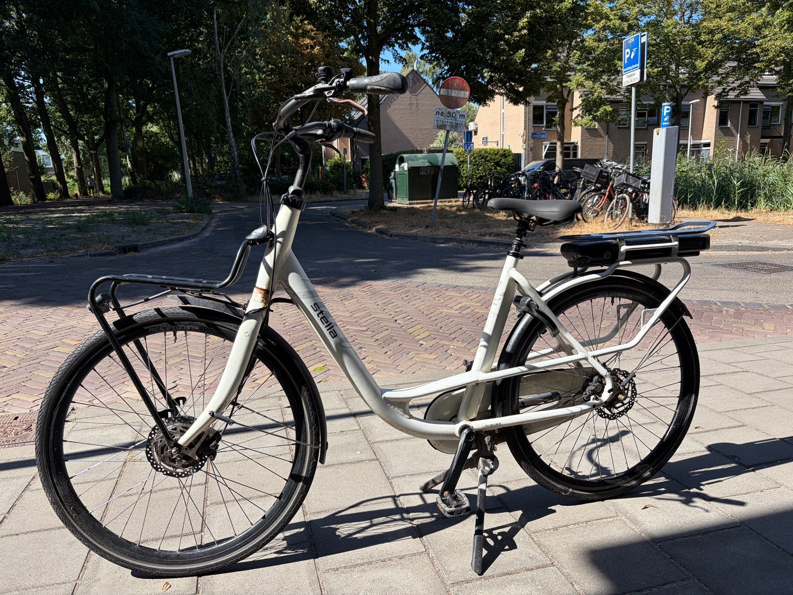Stella Fiore moederfiets wit 2020 (opknapper), Gebruikt, Versnellingen, 0 zitjes, Ophalen