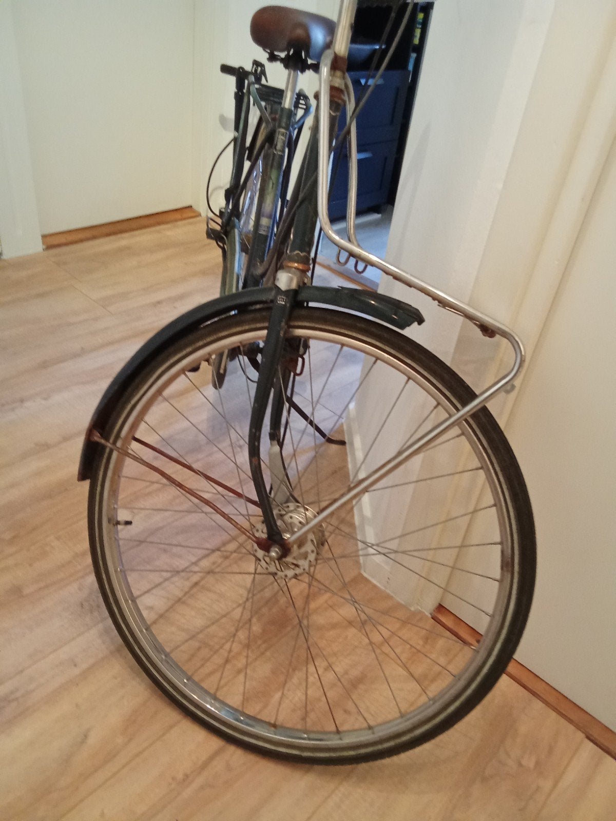 Oude Gazelle transportfiets met voordrager, Ophalen, Velgrem, Gazelle, 53 tot 56 cm