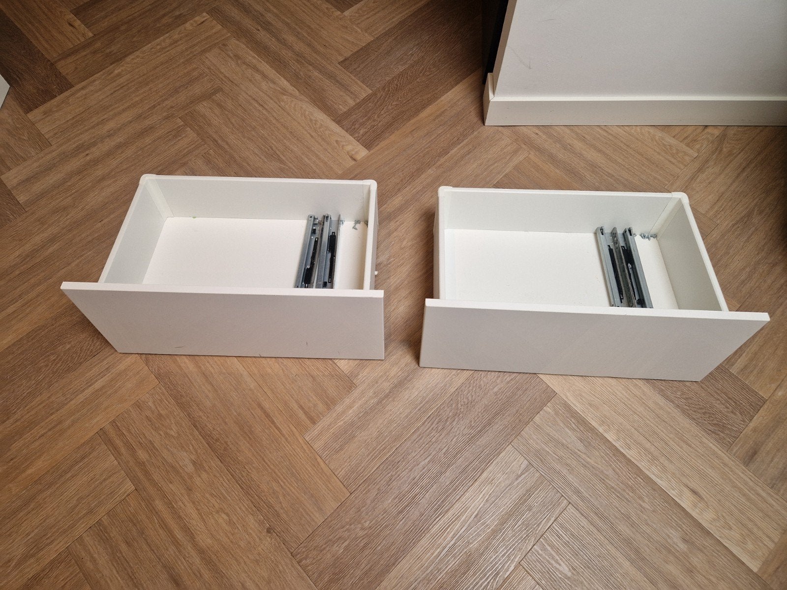 2 stuks Ikea Besta Laden voor kast - hoogglans wit, Ophalen, Overige materialen, 1 of 2 laden, 50 tot 100 cm