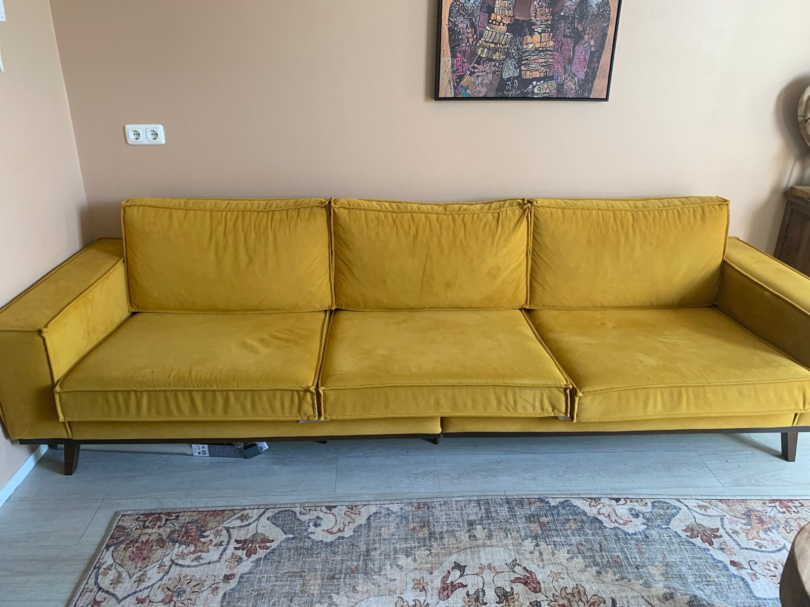 Okergele hoekbank NOUS van Wehkamp - 285x88x81 cm, Huis en Inrichting, Banken | Bankstellen, Ophalen, 250 tot 300 cm, Gebruikt