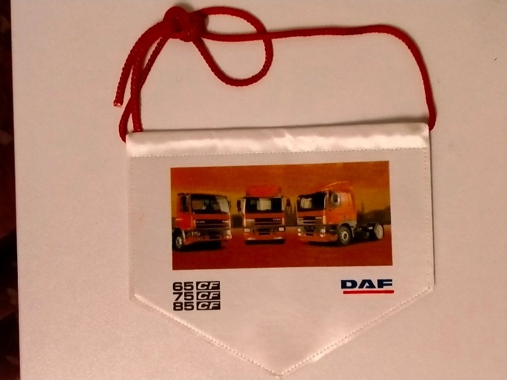 DAF 65CF 75CF 85CF vrachtwagen vaantje truck vrachtauto, Verzamelen, Ophalen of Verzenden, Zo goed als nieuw, Auto's