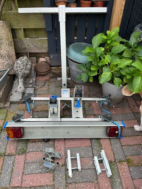 Twinny load fietsdrager 2 fietsen ook voor achter de caravan, Ophalen, Brede banden, Zo goed als nieuw, 2 fietsen