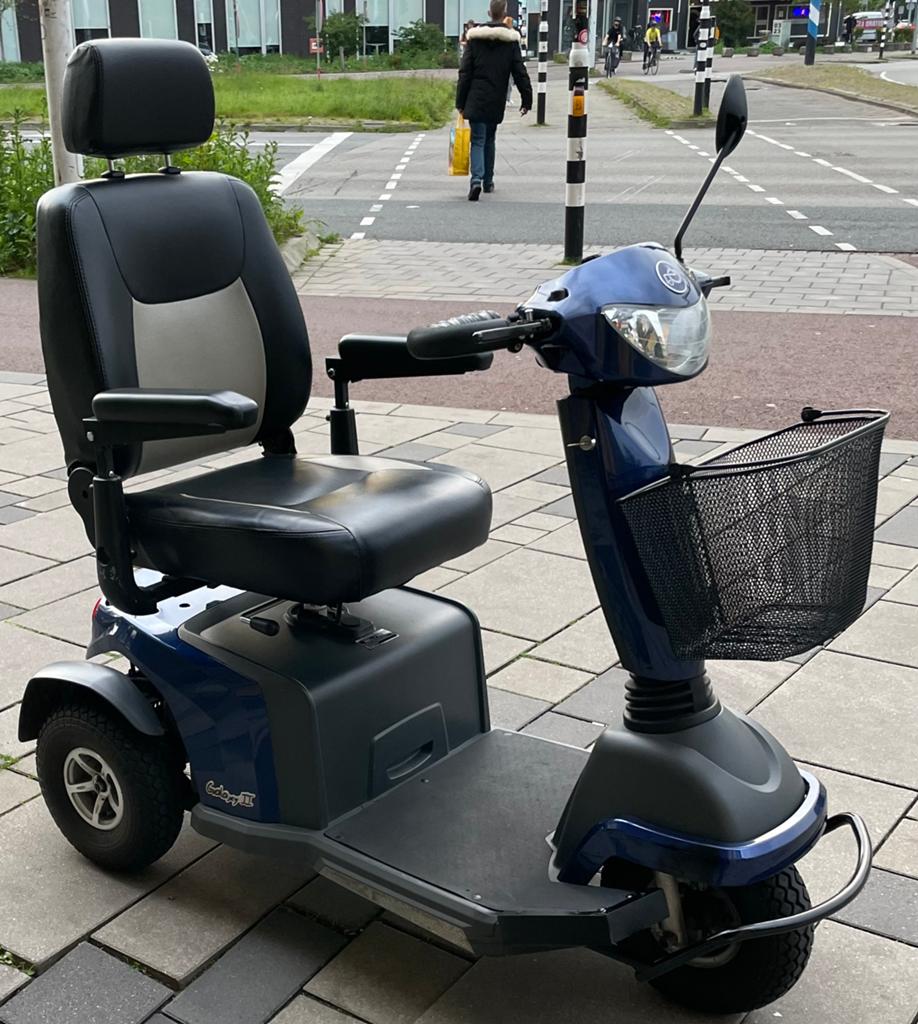 Scootmobiel galaxy 2 nieuwe accu’s, Ophalen, Zo goed als nieuw, 46 km of meer, 16 km/u of meer