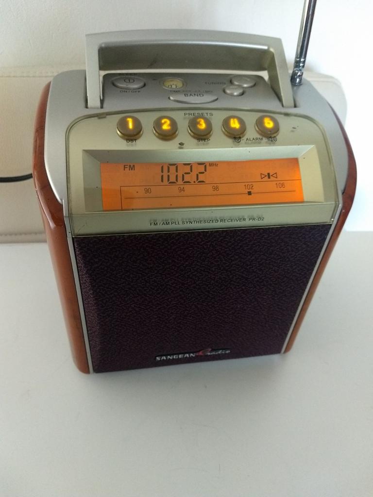 Goede SANGEAN Radio, Audio, Tv en Foto, Radio's, Ophalen, Zo goed als nieuw