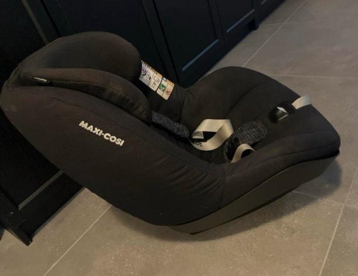 Maxi-Cosi Pearl Smart i-Size autostoel (FamilyFix), Ophalen, Gebruikt, 0 t/m 18 kg, Verstelbare rugleuning