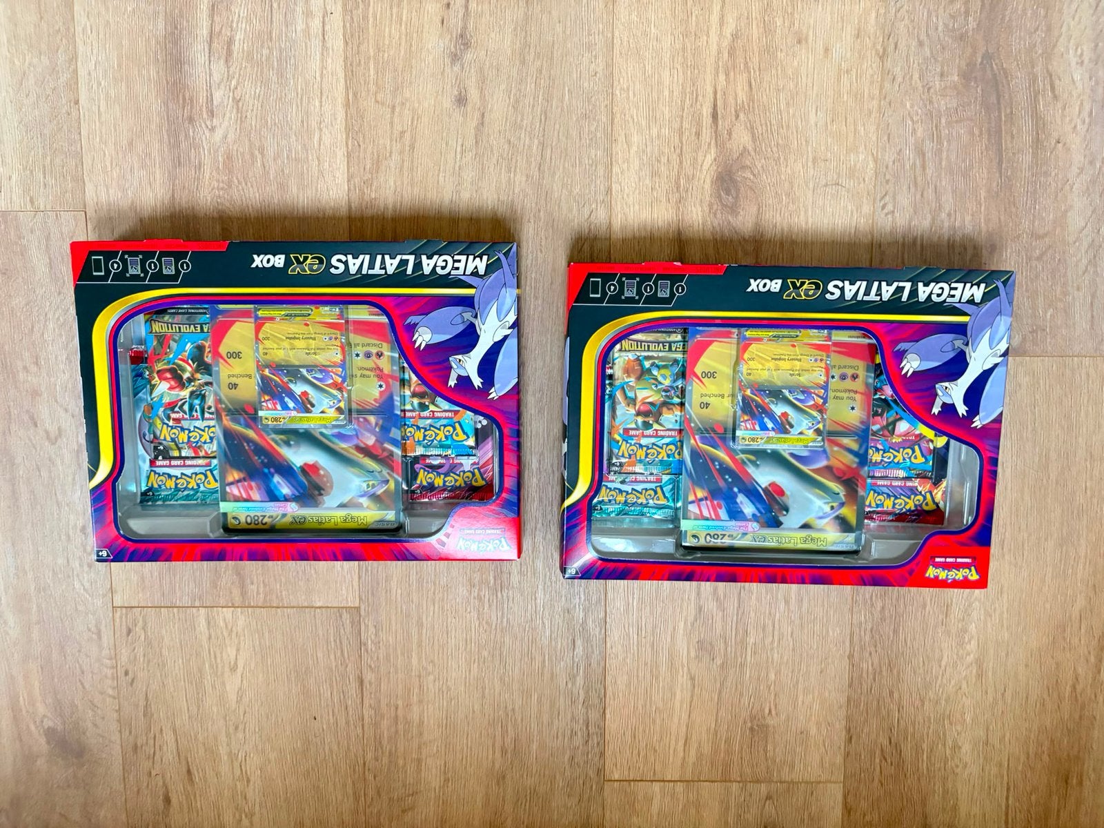 Pokemon Mega Latias EX BOX, Hobby en Vrije tijd, Verzamelkaartspellen | Pokémon, Ophalen of Verzenden, Zo goed als nieuw
