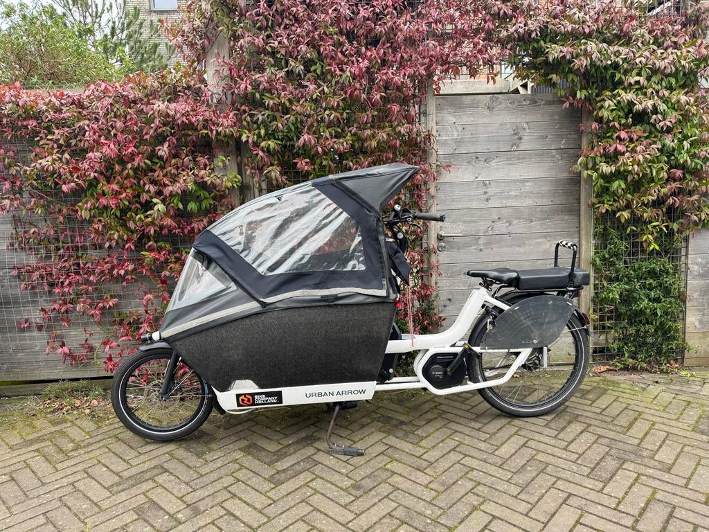 Bakfiets gekocht in 2021, recent onderhouden, Fietsen en Brommers, Fietsen | Bakfietsen, Elektrisch, Zo goed als nieuw, 2 kinderen