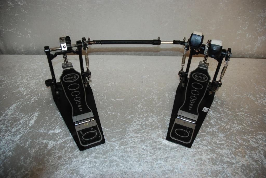 Soho Dubbel basdrum pedaal   <26260430>, Muziek en Instrumenten, Gebruikt, ., Drums of Percussie, Soho