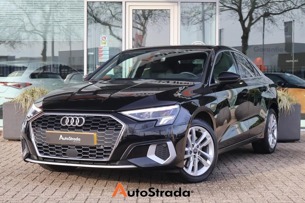 Audi A3 Limousine 30 TFSI Business Edition 110pk I Navigatie, Stof, Gebruikt, Zwart, Origineel Nederlands