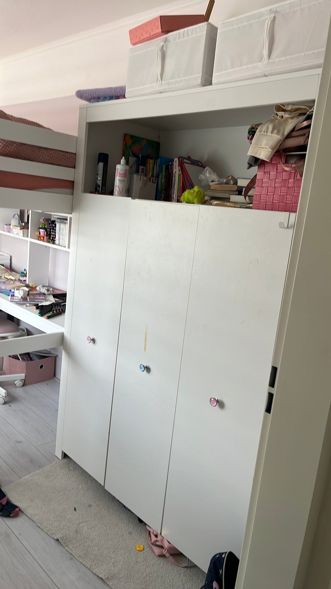 Witte kledingkast 130 cm breedte, Ophalen, Hoogslaper, Zo goed als nieuw, Twijfelaar