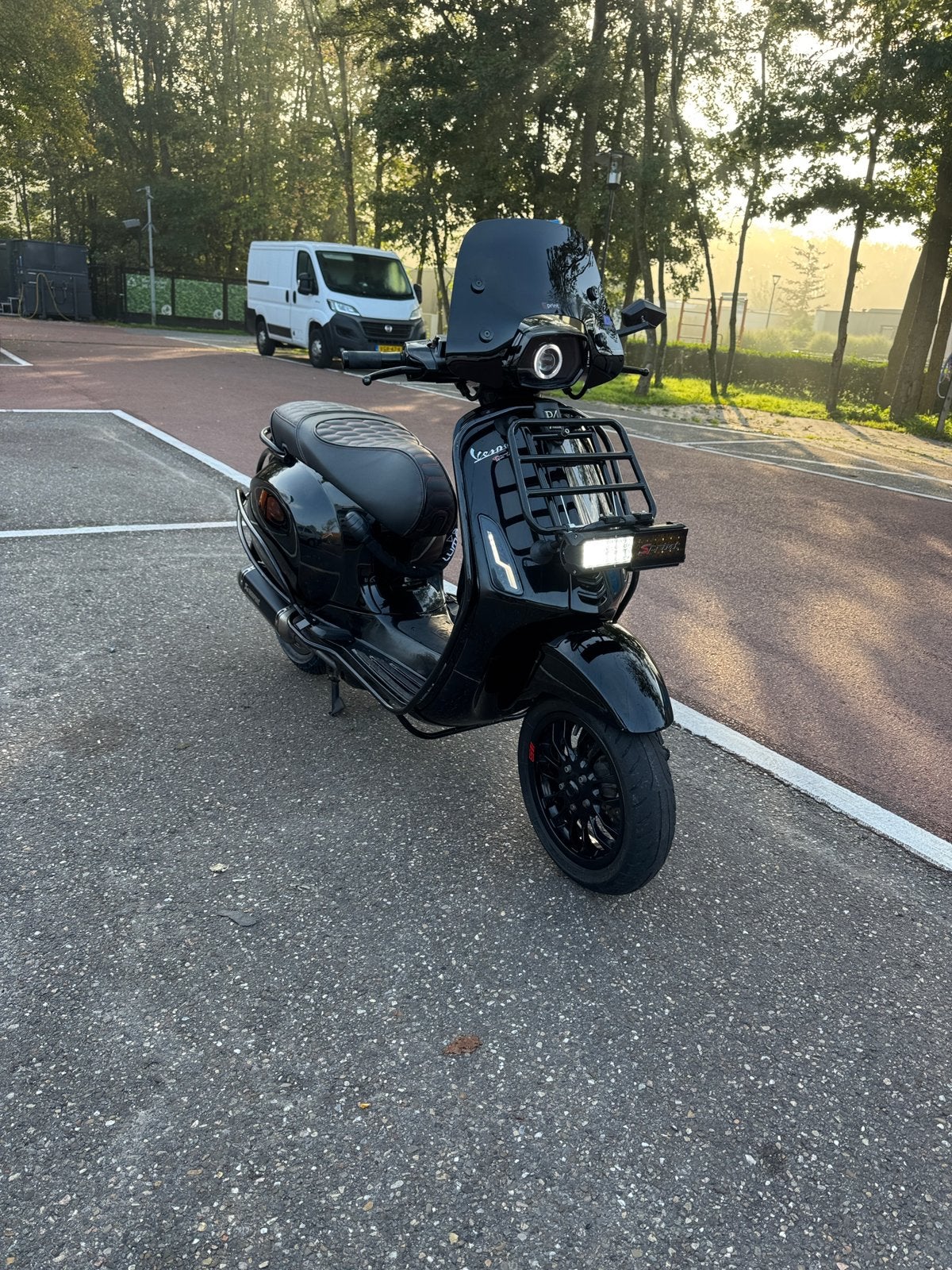 Vespa sprint full option! Black on black., Ophalen, Overige modellen, Maximaal 45 km/u, Zo goed als nieuw