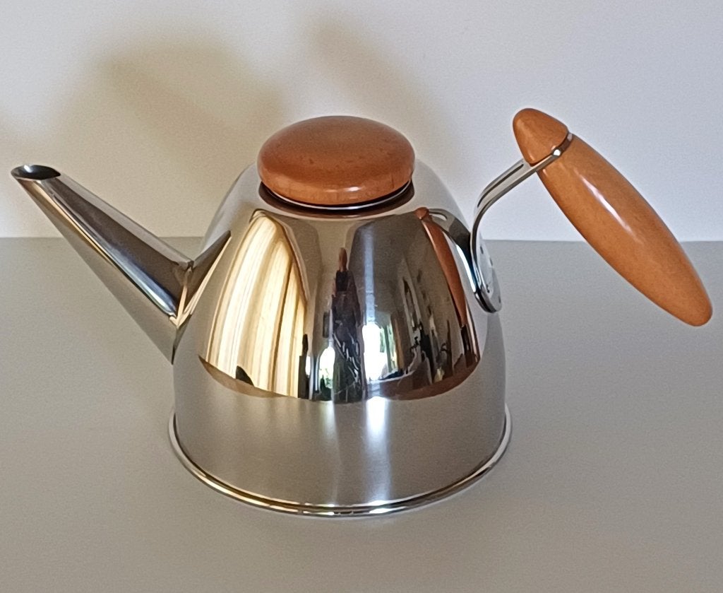 ‘’IL Litro’’ Iconische roestvrijstalen theepot  1997, Theepot/fluitketel, Ophalen of Verzenden, Zo goed als nieuw, Overige materialen